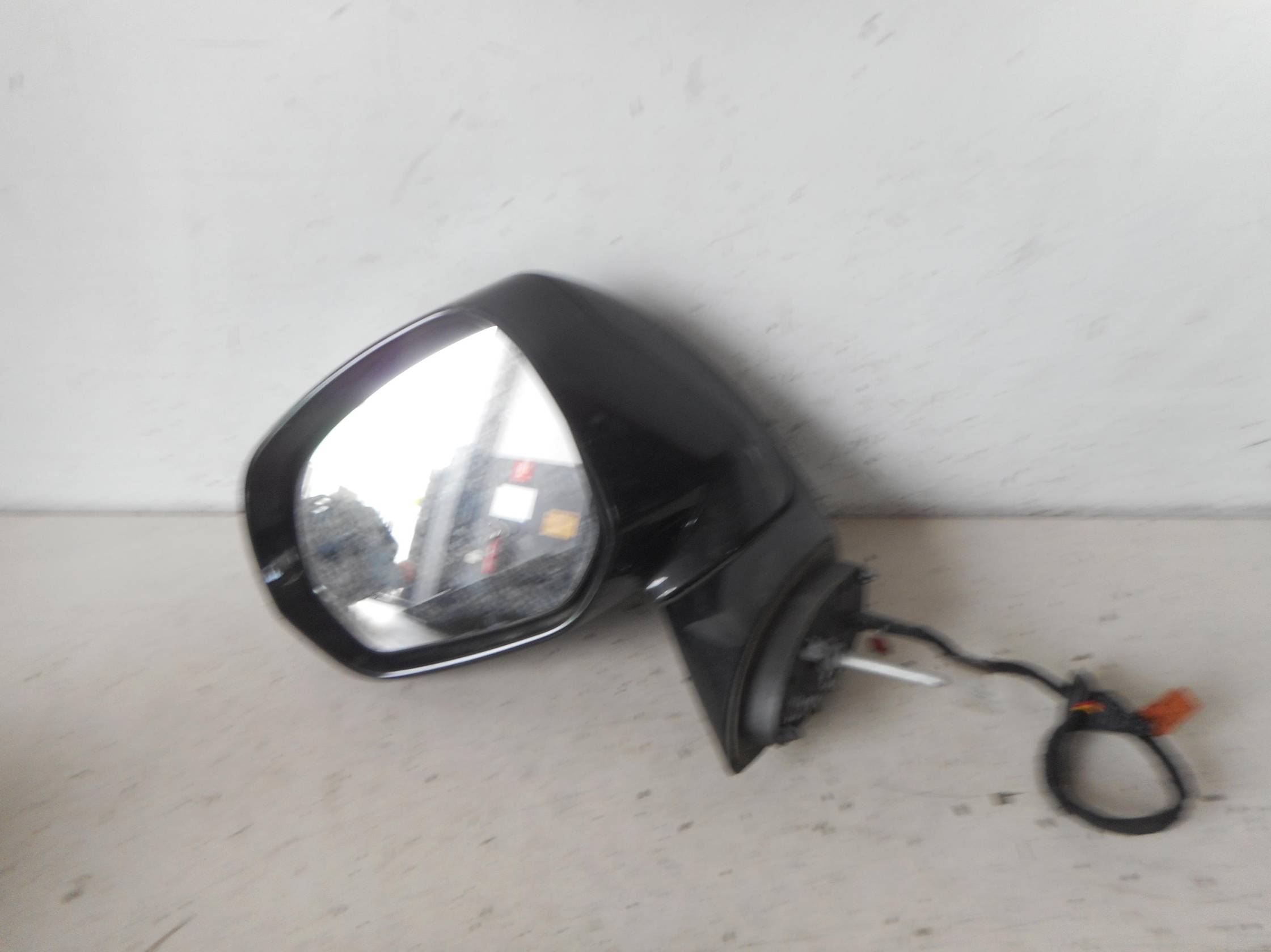 Retrovisore est. regolaz. elettr. sx.